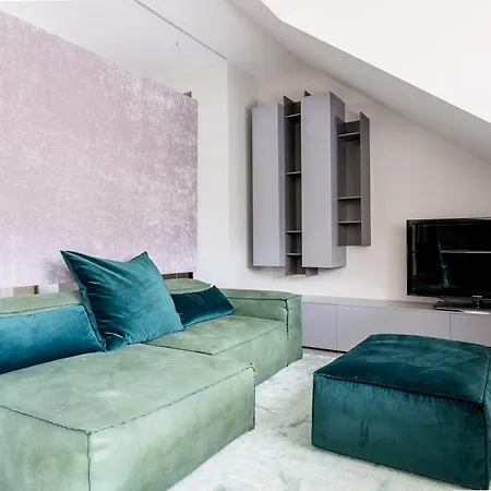 Appartement Nj & San Pietro All'orto 6 *