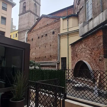 Appartement Nj & San Pietro All'orto 6 Milaan